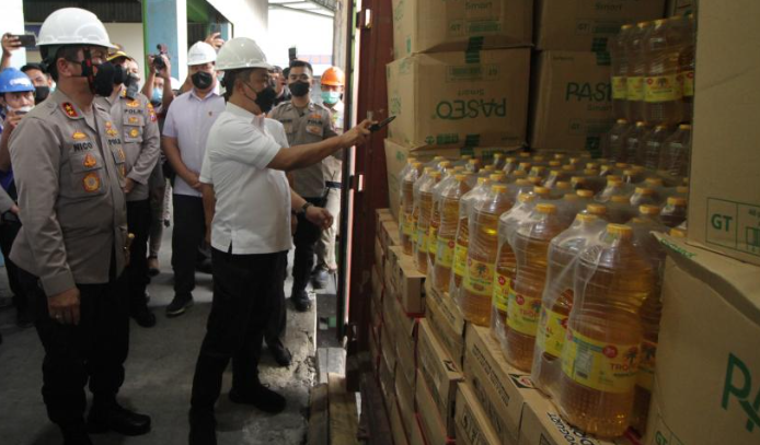 Pukat UGM Endus Ada Korupsi Kebijakan dalam Kasus Minyak Goreng